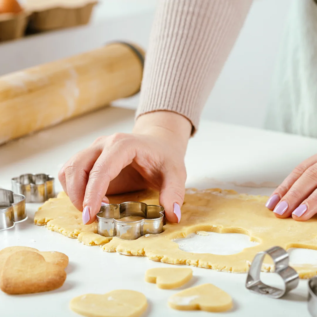 Stainless steel biscuit cutters, set of 6