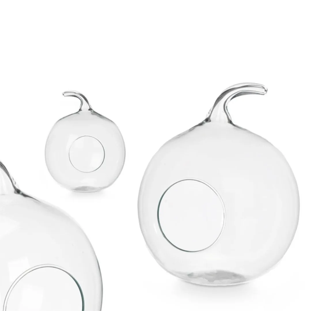 Small glass apple