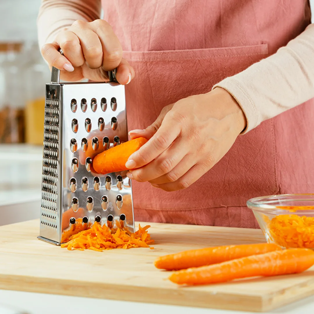 Stainless steel grater, 20.5 cm